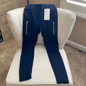 Brand new fleece-lined Athleta leggings